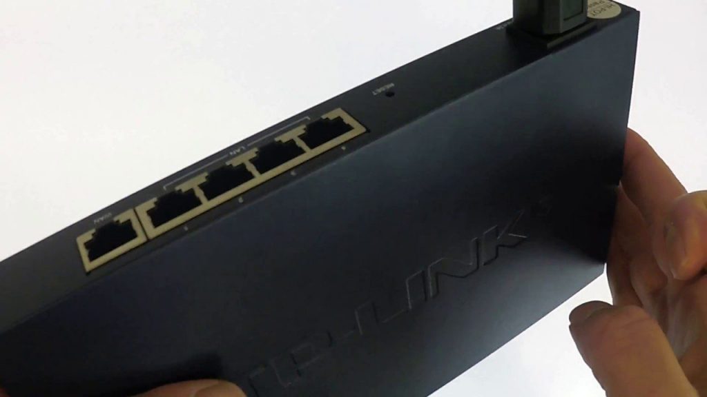 How to return a TP Link TL R600VPN Router back to factory defaults ...